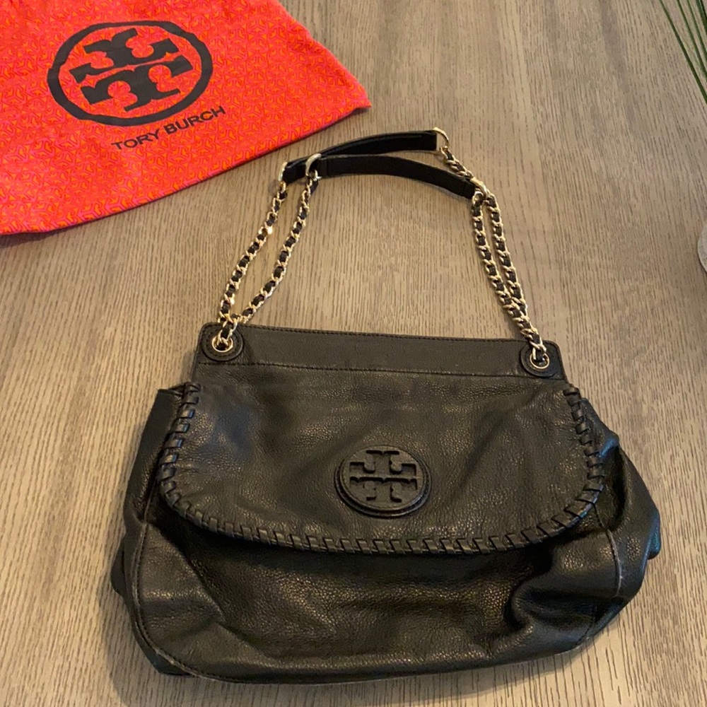 Beautiful Tory Burch Purse